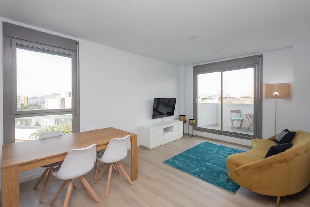 Casa Vacacional Isis Con Piscina Apartment Las Palmas de Gran Canaria Bagian luar foto